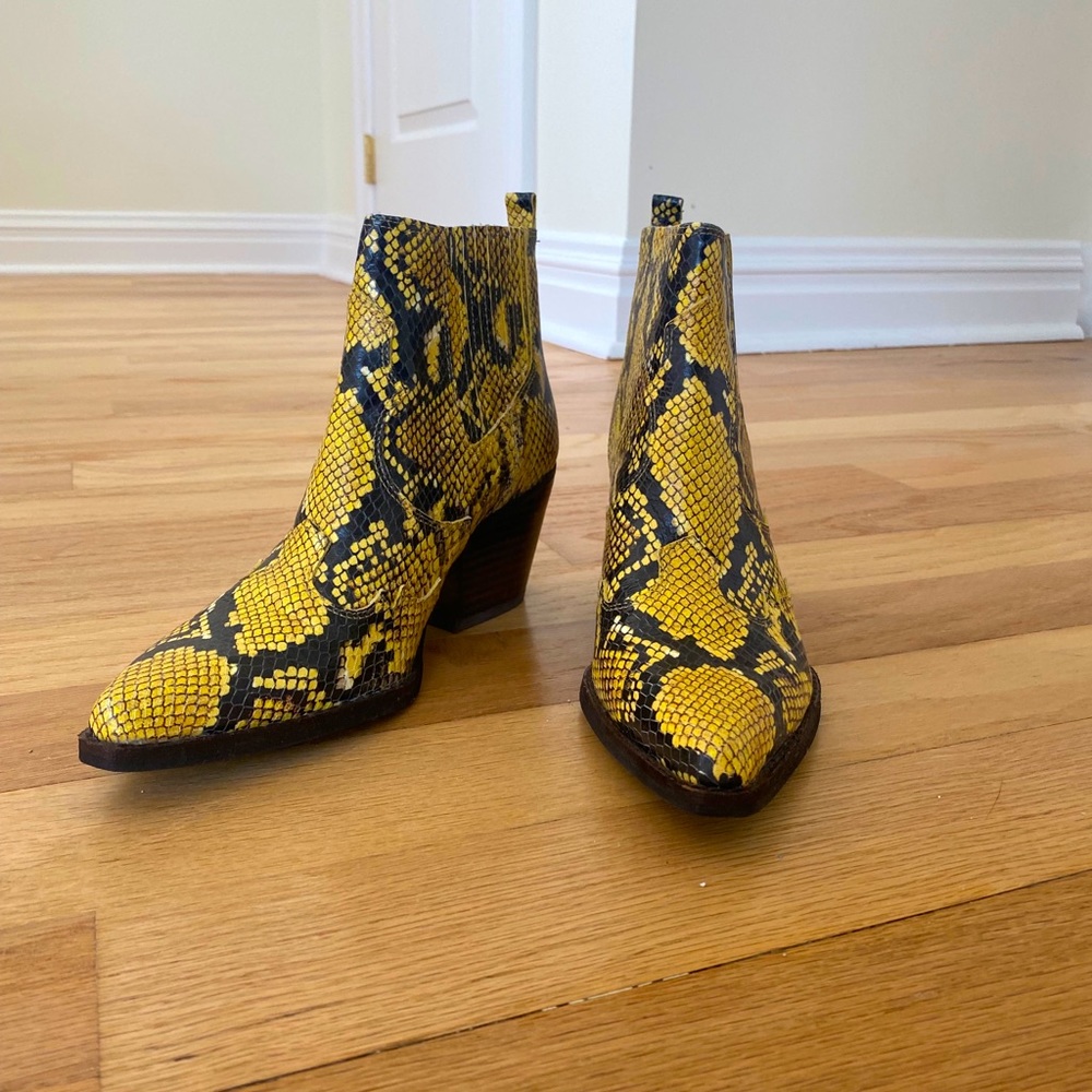 Sam Edelman western bootie